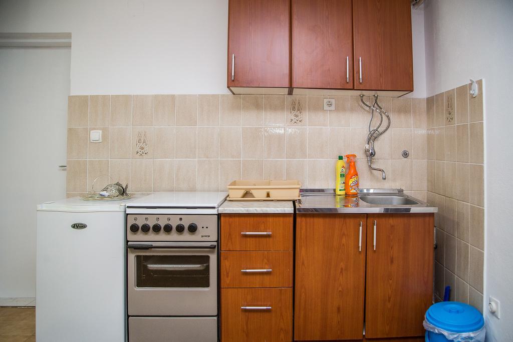 Apartmani Ksenija Petrovac ภายนอก รูปภาพ